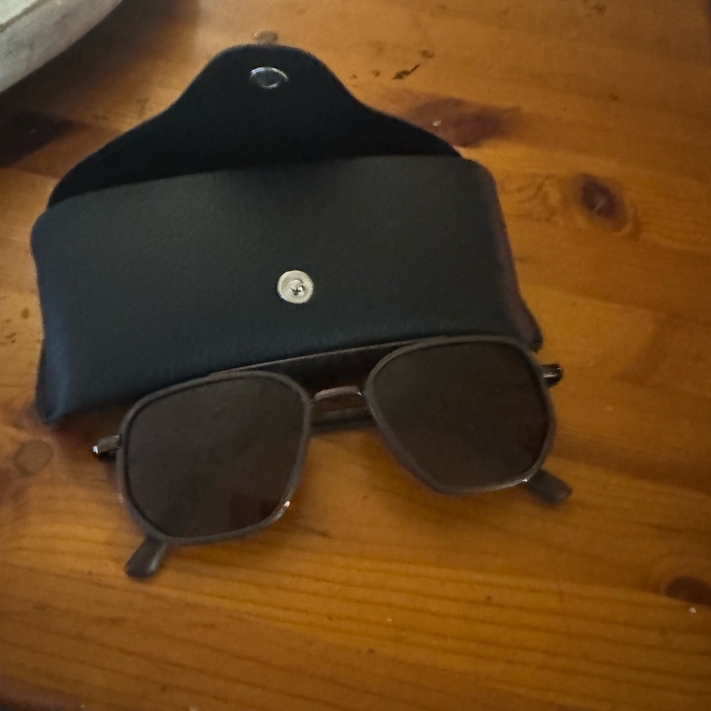 Stylish Brown Sunglasses with Case